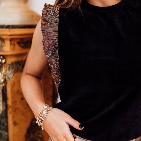 NWT, THML METALLIC TOP - Picture 3 of 5